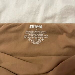 SKIMS Fits Everybody Bandeau Ochre